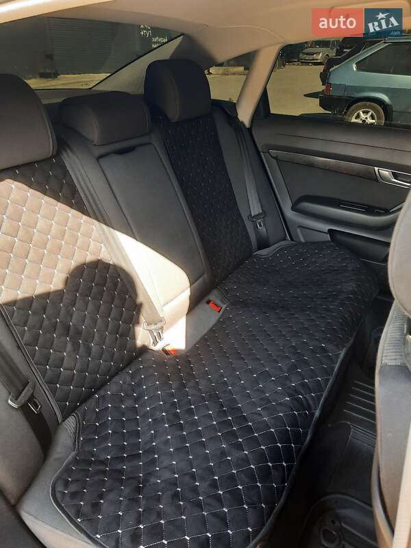 Седан Audi A6 2004 в Косове