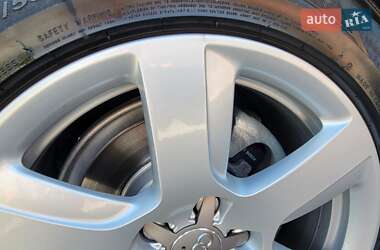 Седан Audi A6 2012 в 