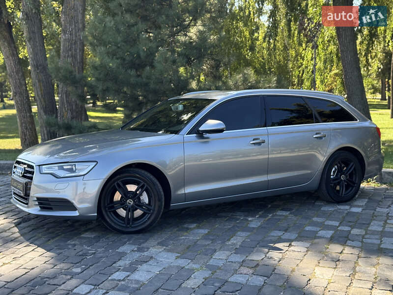 Универсал Audi A6 2012 в Киеве
