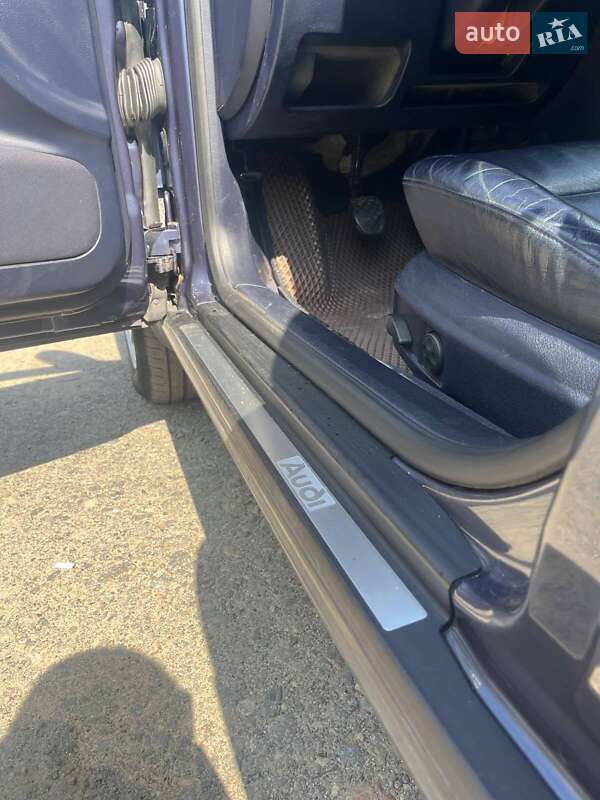 Седан Audi A6 2002 в Дніпрі