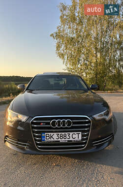 Седан Audi A6 2013 в 