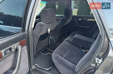 Седан Audi A6 1995 в 
