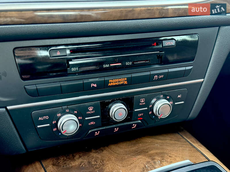 Седан Audi A6 2012 в Киеве