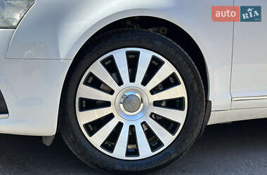 Седан Audi A6 2010 в 