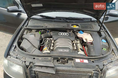 Седан Audi A6 2002 в 