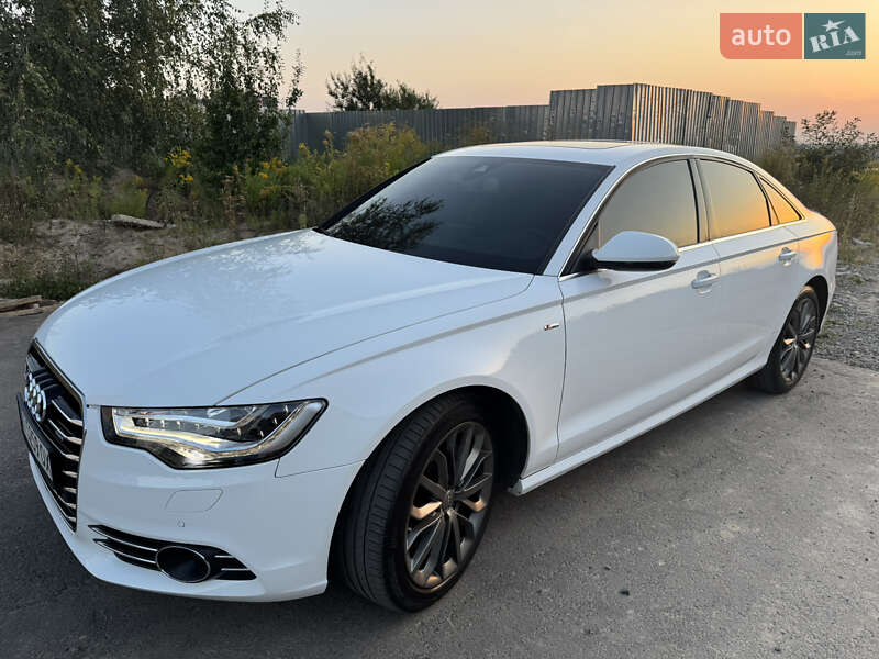Седан Audi A6 2014 в Рівному