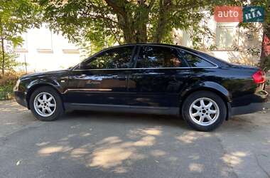 Седан Audi A6 2001 в 