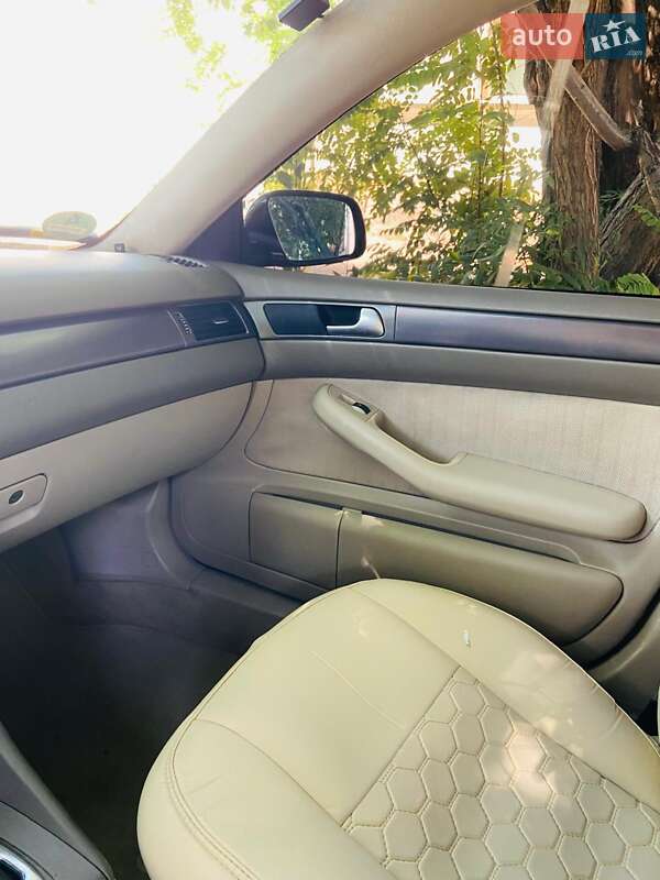 Седан Audi A6 2001 в Херсоні