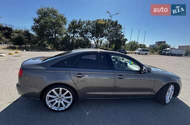 Седан Audi A6 2013 в 