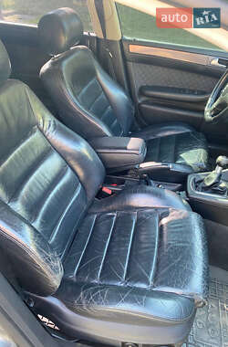 Универсал Audi A6 2003 в 
