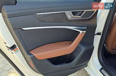 Седан Audi A6 2019 в 