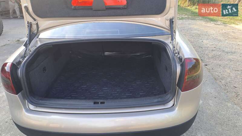Седан Audi A6 1998 в Ужгороде