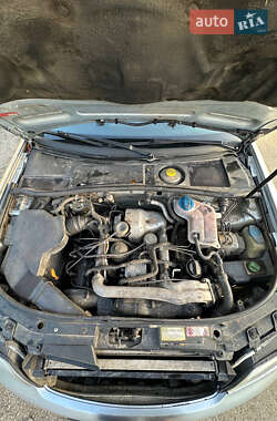 Универсал Audi A6 1999 в 