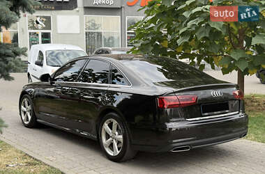 Седан Audi A6 2015 в 