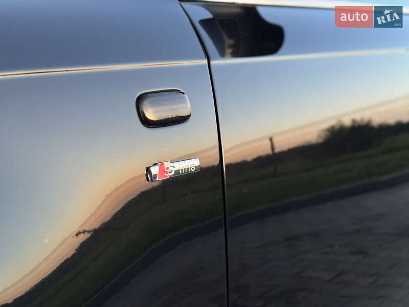 Седан Audi A6 2004 в Летичеве