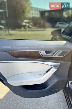 Седан Audi A6 2019 в 