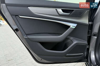 Седан Audi A6 2020 в 