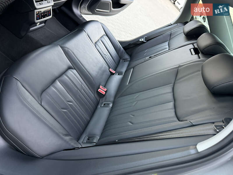 Седан Audi A6 2020 в Ковелі