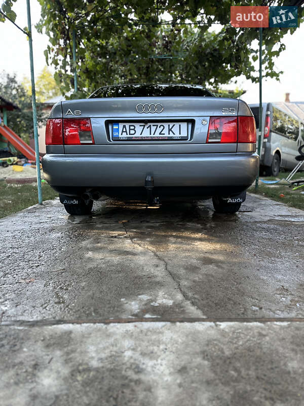 Седан Audi A6 1996 в Тульчині