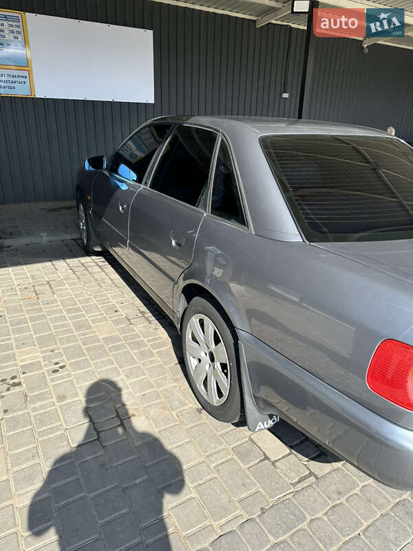 Седан Audi A6 1996 в Тульчині