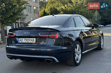 Седан Audi A6 2012 в 