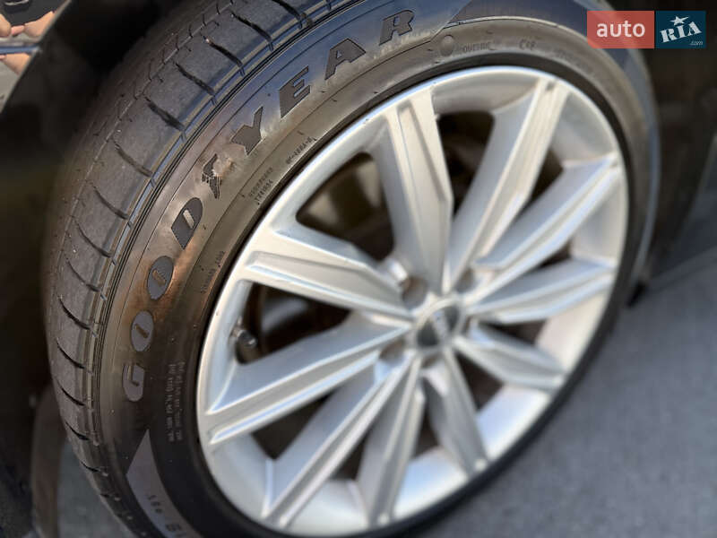 Седан Audi A6 2019 в Львові