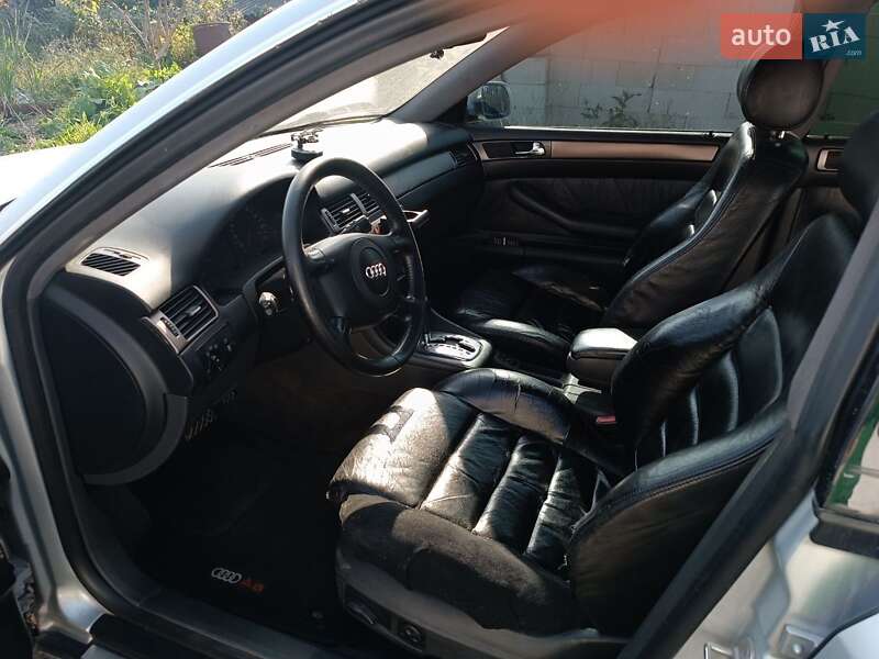 Универсал Audi A6 2000 в 
