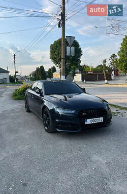Седан Audi A6 2015 в 