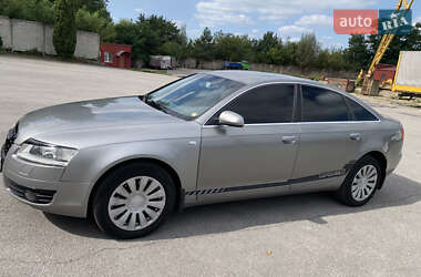 Седан Audi A6 2004 в 