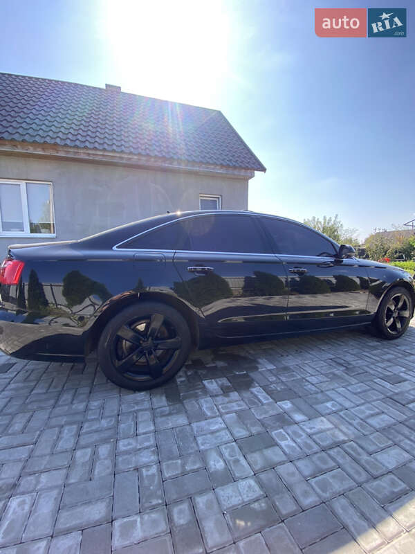 Седан Audi A6 2014 в Киеве