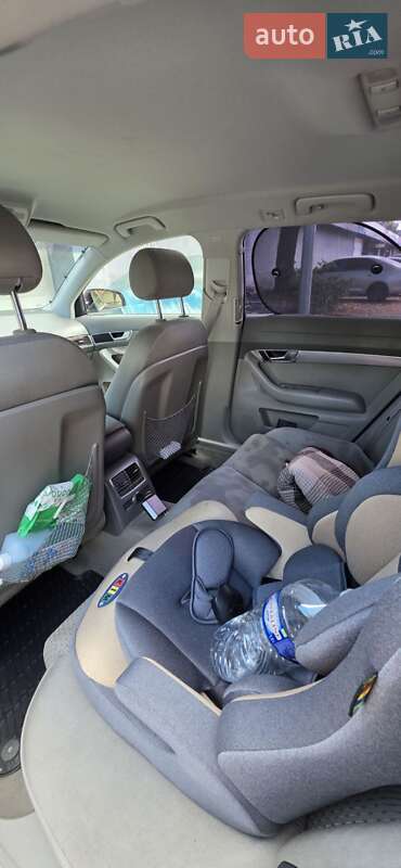 Универсал Audi A6 2005 в Киеве