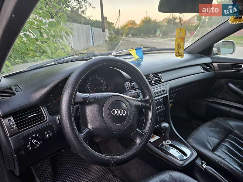Седан Audi A6 1998 в Первомайске