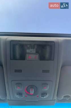 Универсал Audi A6 2003 в 