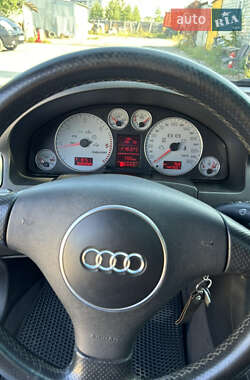 Универсал Audi A6 2004 в 