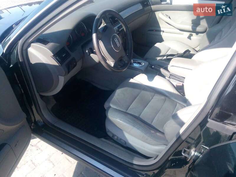 Универсал Audi A6 2001 в Решетиловке
