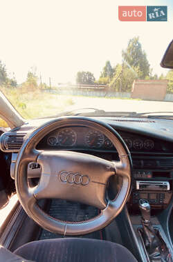 Седан Audi A6 1996 в 