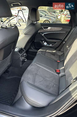 Седан Audi A6 2023 в 