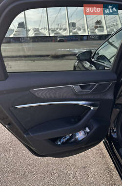 Седан Audi A6 2023 в 
