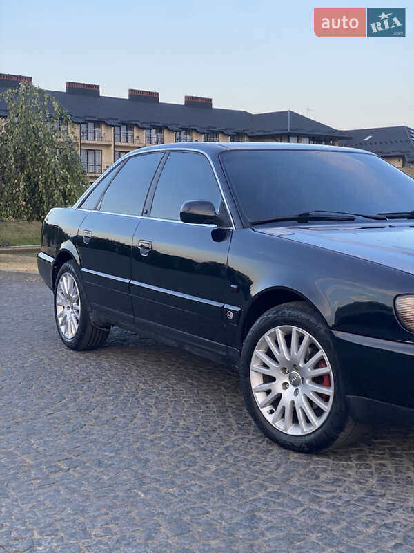 Седан Audi A6 1995 в Львове
