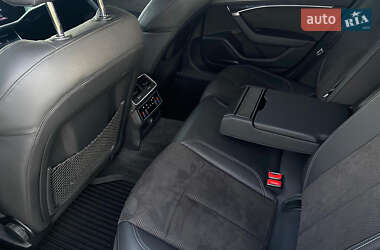Универсал Audi A6 2018 в 
