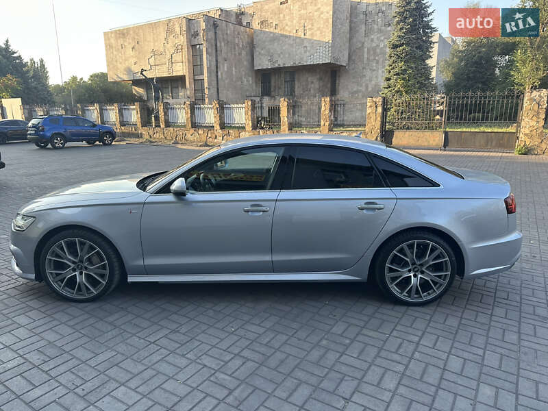 Седан Audi A6 2018 в Дніпрі