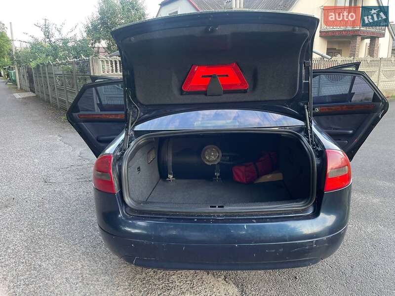 Седан Audi A6 1998 в Луцьку