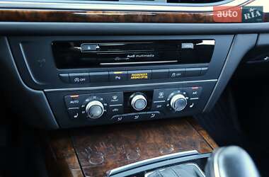 Седан Audi A6 2015 в 