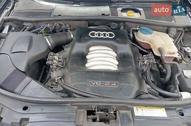 Універсал Audi A6 2001 в 