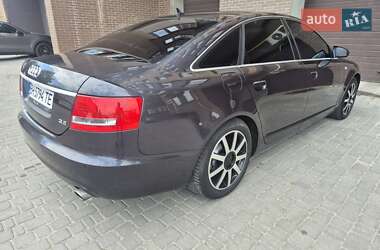 Седан Audi A6 2004 в 