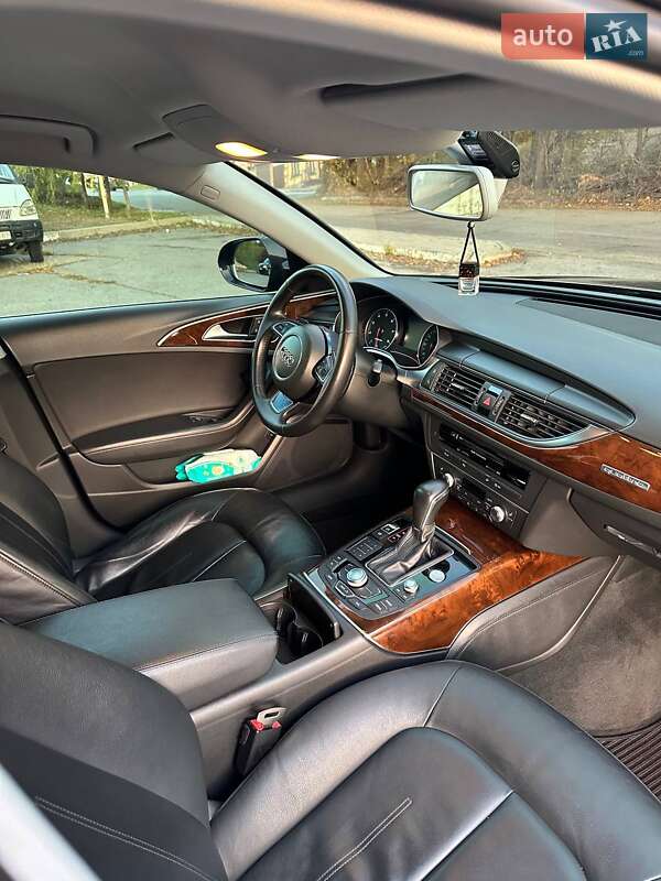 Универсал Audi A6 2012 в Запорожье