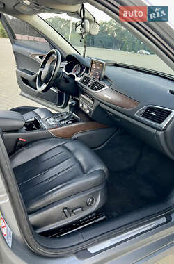 Седан Audi A6 2015 в 