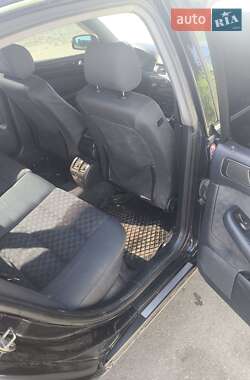 Седан Audi A6 2001 в Глухові