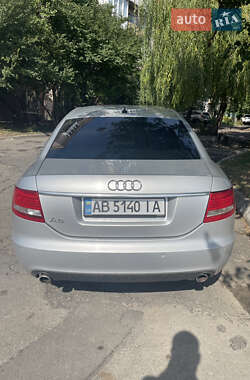 Седан Audi A6 2004 в 