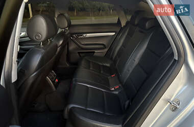 Седан Audi A6 2004 в 